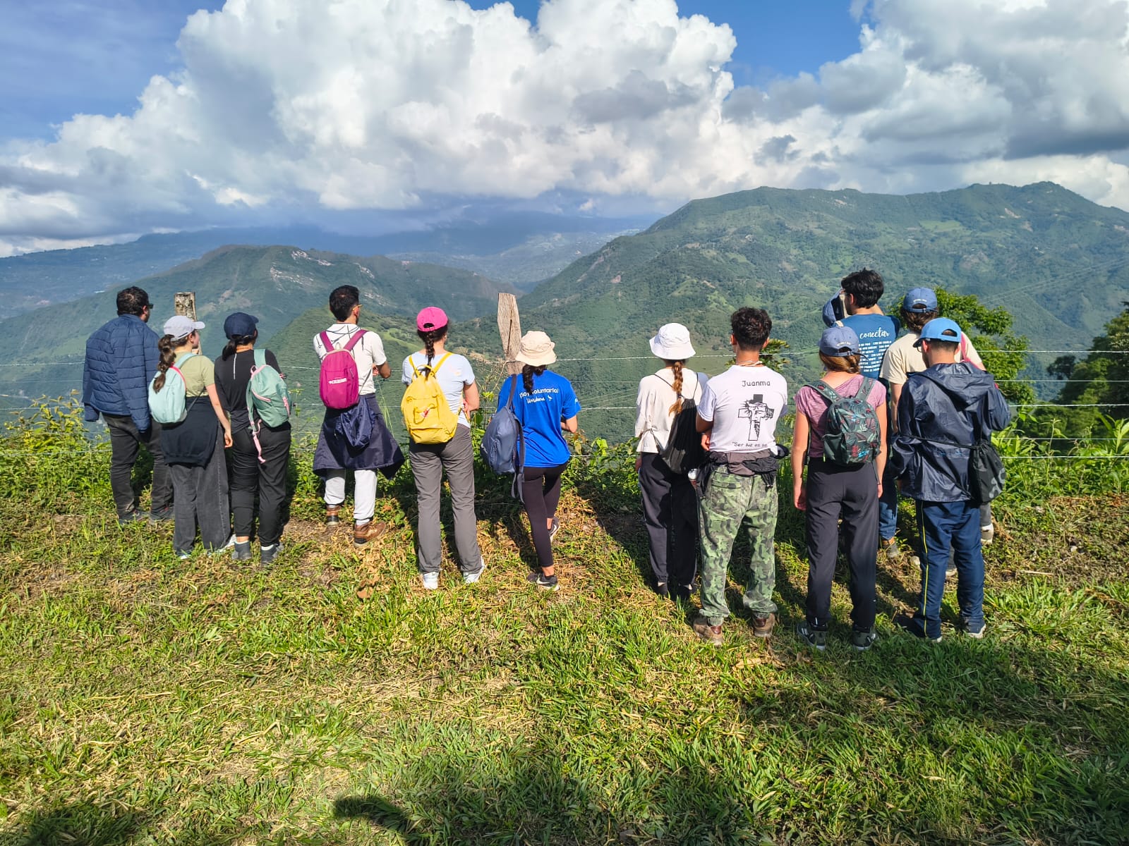 e7a03b5e-1028-4a55-a2a3-1d057042df98